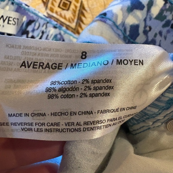 NINE WEST Chrystie Capri blue print pants size 8 women’s - Picture 6 of 10